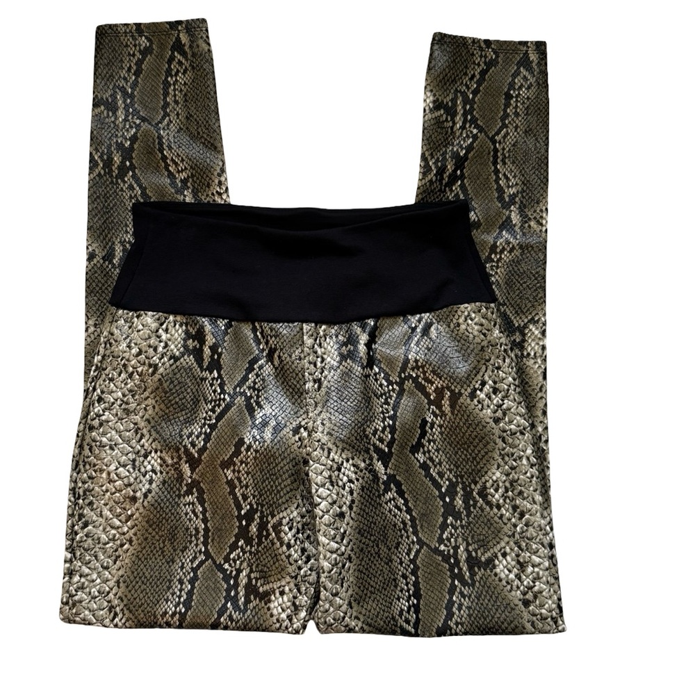 Assets by Spanx Black & Tan Snakeskin Leggings Size M